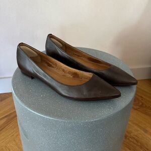 Frye Brown Suede Flats Versatile Comfort